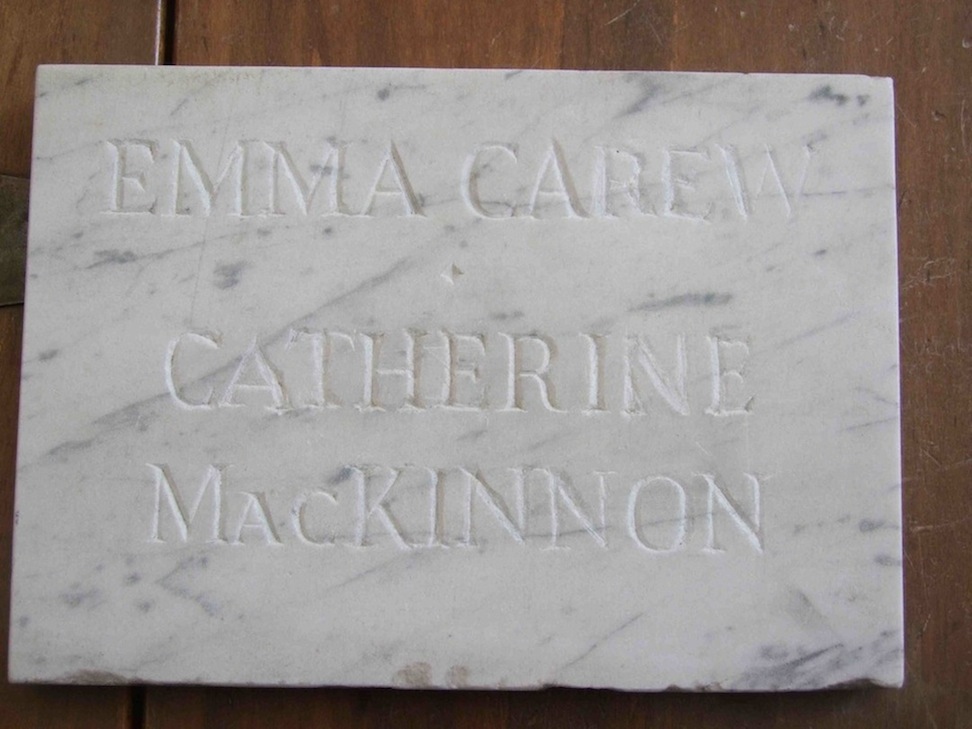 English Cem Florence 7 Emma Carew plaque.jpg
